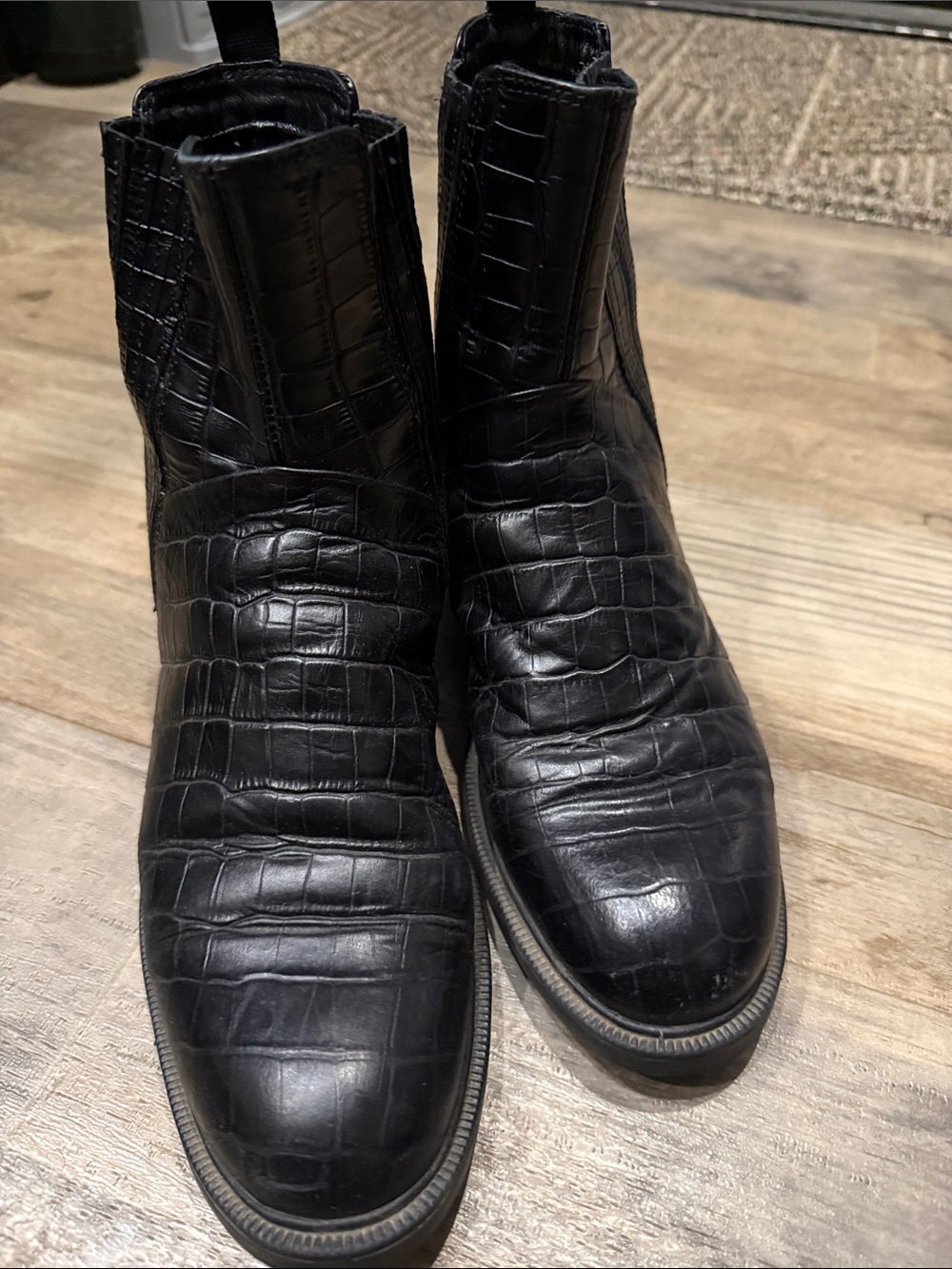 Vagabond Black Croc-Embossed Leather Chelsea Boots